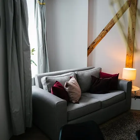 Am Marktplatz Apartment Landskron By Seebnb Apartman *